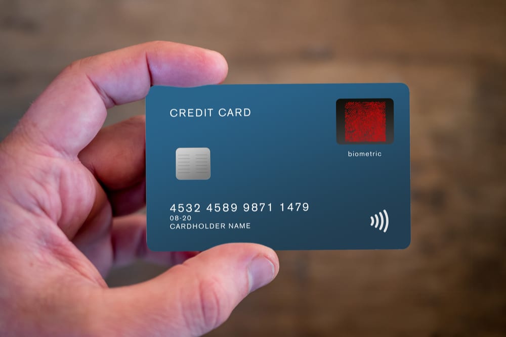 Kako Kreditne Kartice Utiču Na Potrošnju