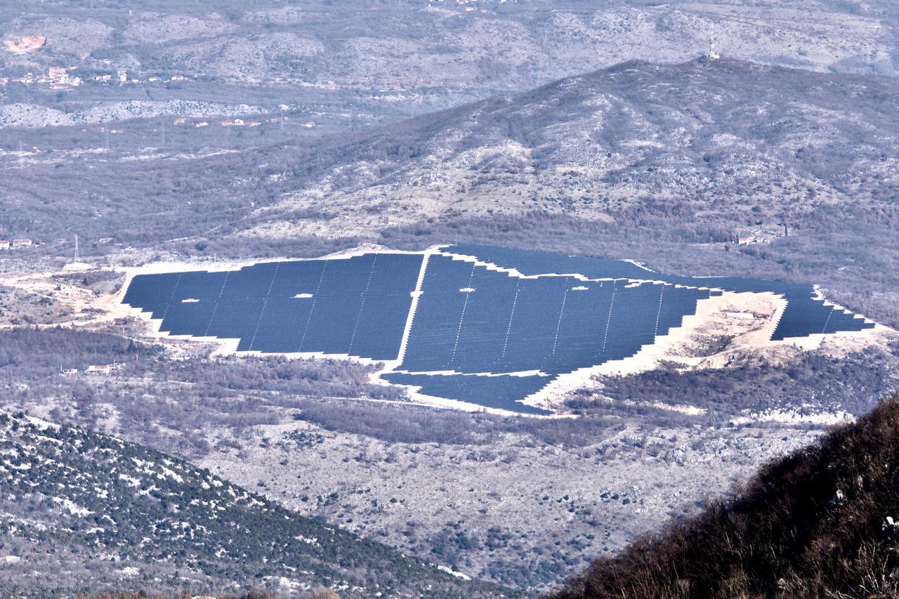 Na jugu Hercegovine počinje gradnja najveće solarne elektrane u BiH Na jugu Hercegovine počinje gradnja najveće solarne elektrane u BiH