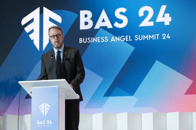 Treći Samit poslovnih anđela nadmašio sva očekivanja – U Sarajevu okupljeno preko 200 investitora, investicijskih fondova i startupova Treći Samit poslovnih anđela nadmašio sva očekivanja – U Sarajevu okupljeno preko 200 investitora, investicijskih fondova i startupova