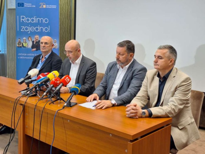 Poslodavci u RS se protive najavljenom rastu plata i cijene Poslodavci U Rs Se Protive Najavljenom Rastu Plata I Cijene