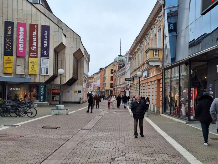 U Rs U 77 Posto Vise Radnika Proglaseno Tehnoloskim Viskom U