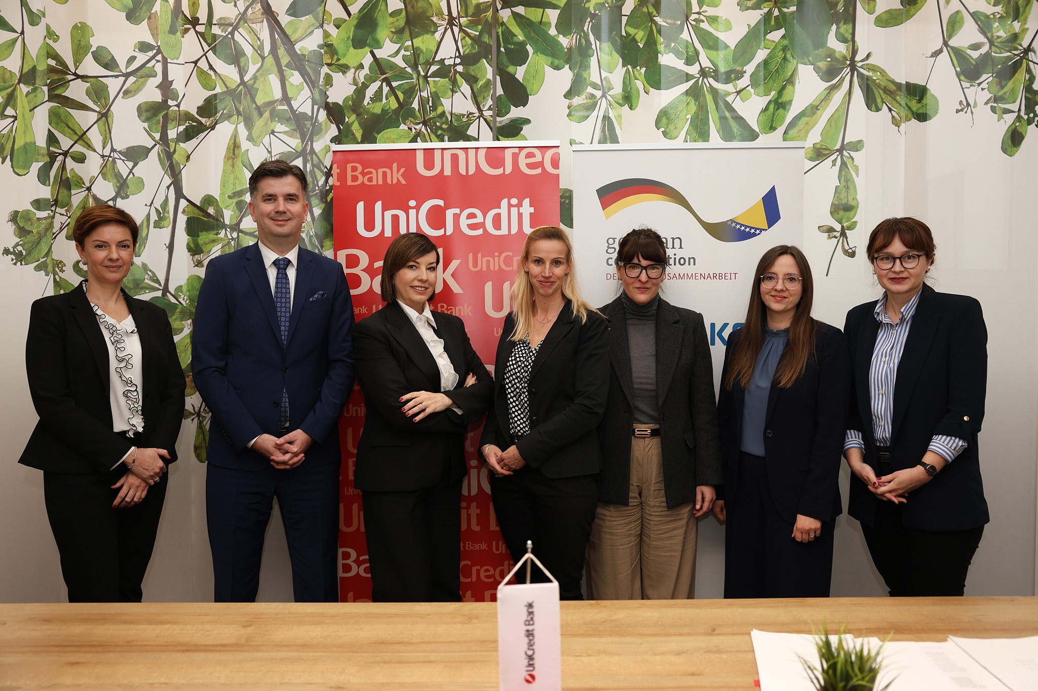 UniCredit Bank i KfW potpisali ugovor o zajmu za novi program u vrijednosti od 20 miliona eura UniCredit Bank i KfW potpisali ugovor o zajmu za novi program u vrijednosti od 20 miliona eura
