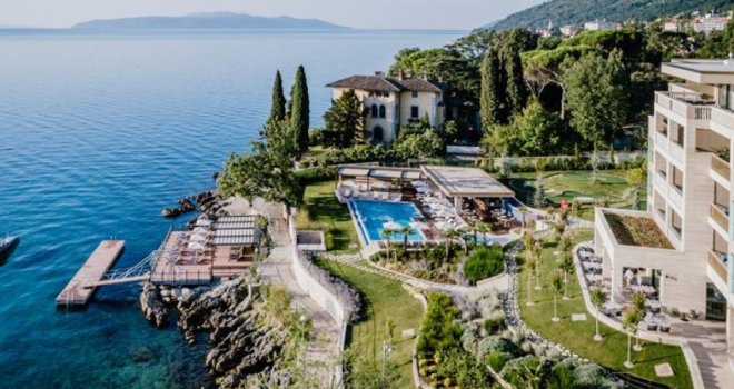 Sta Se Desava S Preluksuznim Hotelom Na Jadranu Kojeg Je