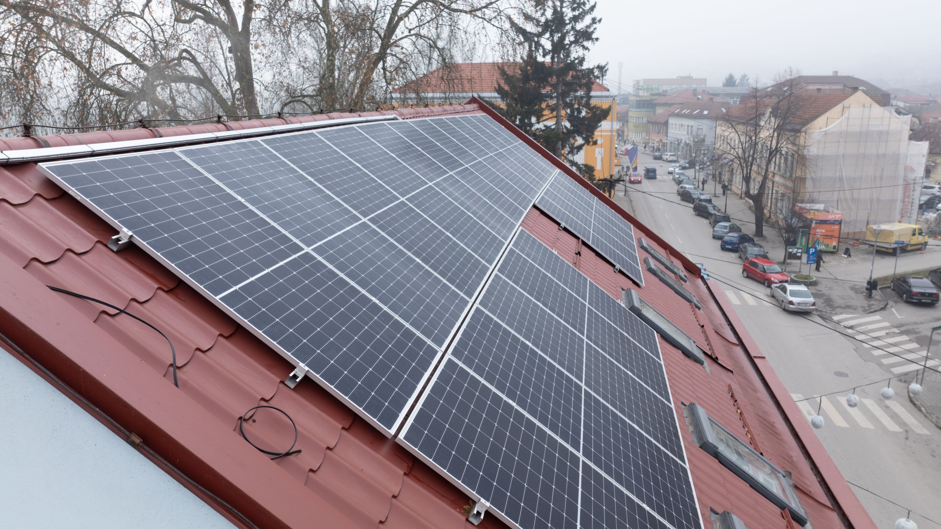 Održivost u praksi: 77% poslovnica Sparkasse Banke koristi zelenu energiju