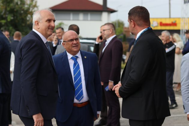 Svečano otvoren 19. Međunarodni sajam privrede Tešanj Svečano otvoren 19. Međunarodni sajam privrede Tešanj
