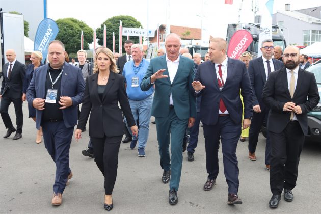 Svečano otvoren 19. Međunarodni sajam privrede Tešanj Svečano otvoren 19. Međunarodni sajam privrede Tešanj