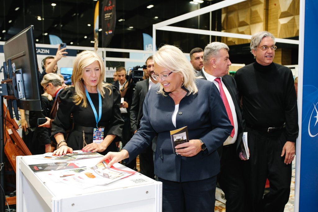REGIONALNI LIDERI U SARAJEVU: 100 EXPO OTVARA VRATA NOVIM INVESTICIJAMA REGIONALNI LIDERI U SARAJEVU: 100 EXPO OTVARA VRATA NOVIM INVESTICIJAMA