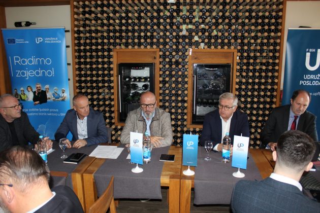 Izabrano novo rukovodstvo Grupacije poslodavaca Unsko-sanskog kantona pri UPFBiH Izabrano novo rukovodstvo Grupacije poslodavaca Unsko-sanskog kantona pri UPFBiH