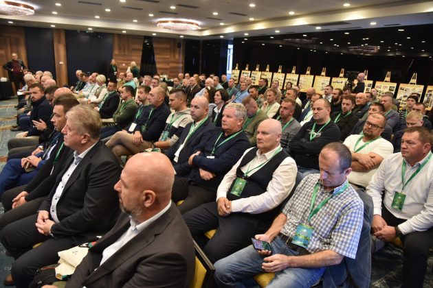 Održan 8. Kongres SSŠPDPBiH: Delegati pokrenuli inicijativu za potpisivanje općeg kolektivnog ugovora u FBiH Održan 8. Kongres SSŠPDPBiH: Delegati pokrenuli inicijativu za potpisivanje općeg kolektivnog ugovora u FBiH