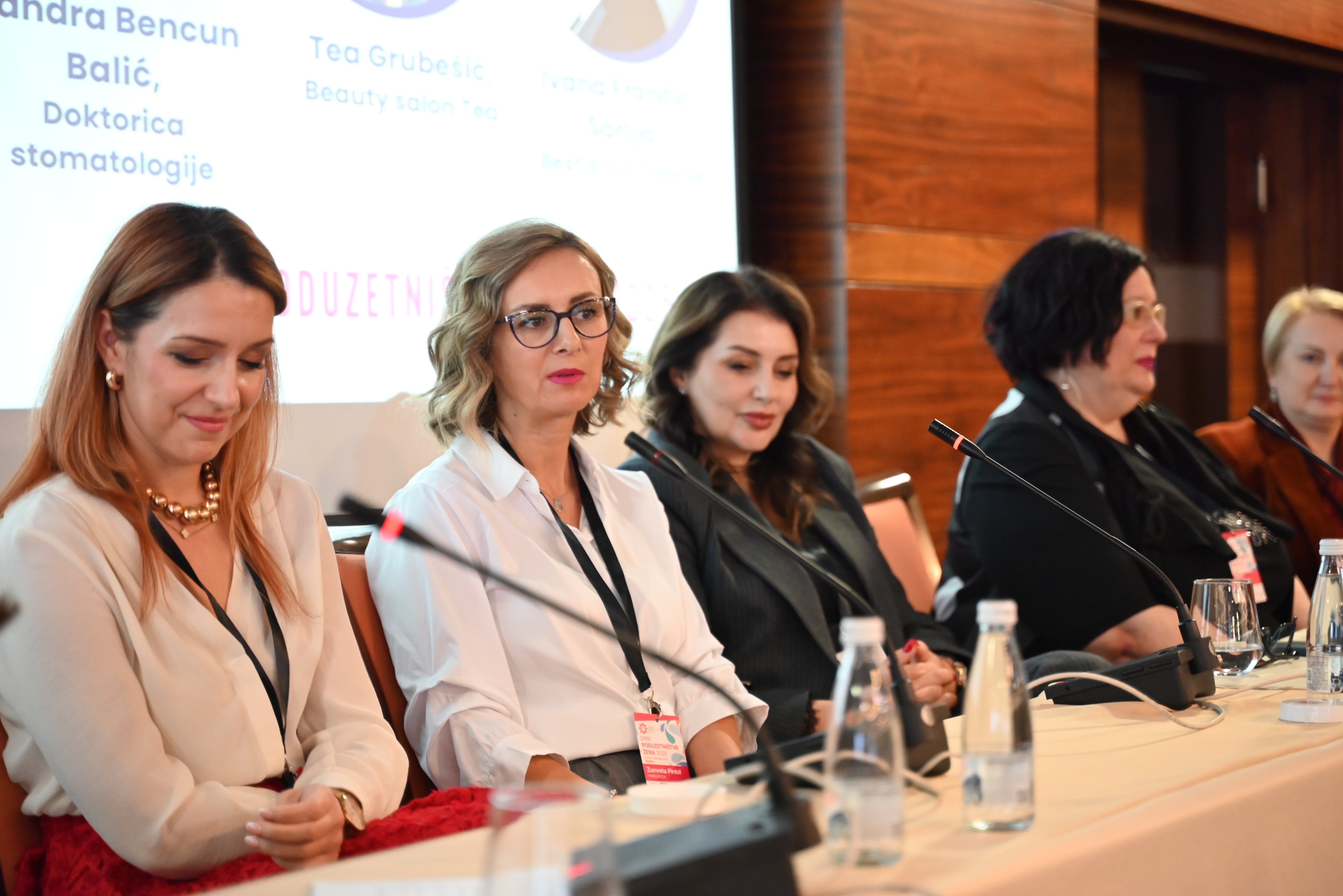 Dani poduzetništva žena 2025 uspješno održani: velika posjećenost i jasna poruka – ženama trebaju znanje, podrška i prilike Dani poduzetništva žena 2025 uspješno održani: velika posjećenost i jasna poruka – ženama trebaju znanje, podrška i prilike