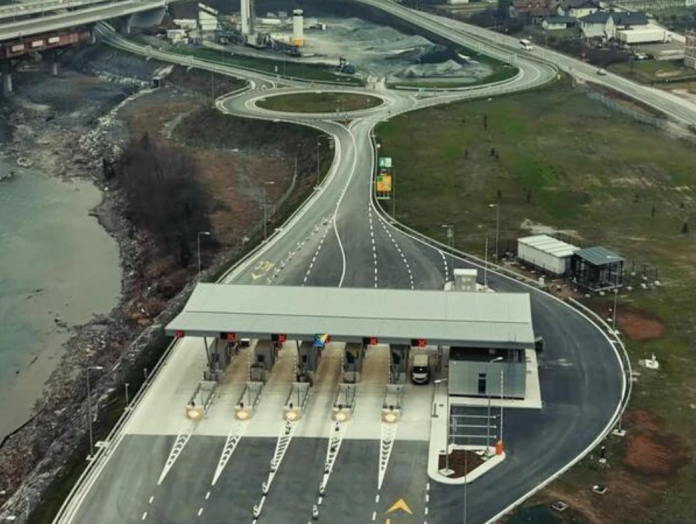 Otvorena nova 11-kilometarska dionica autoceste Koridor 5C od Zenice prema