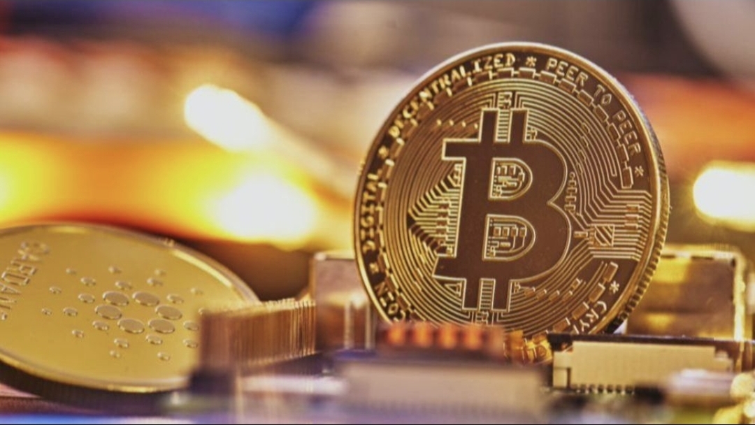 Bitcoin se strmoglavio ispod 65.000 dolara: Cijena pala gotovo 50% za četiri mjeseca Bitcoin se strmoglavio ispod 65.000 dolara: Cijena pala gotovo 50% za četiri mjeseca