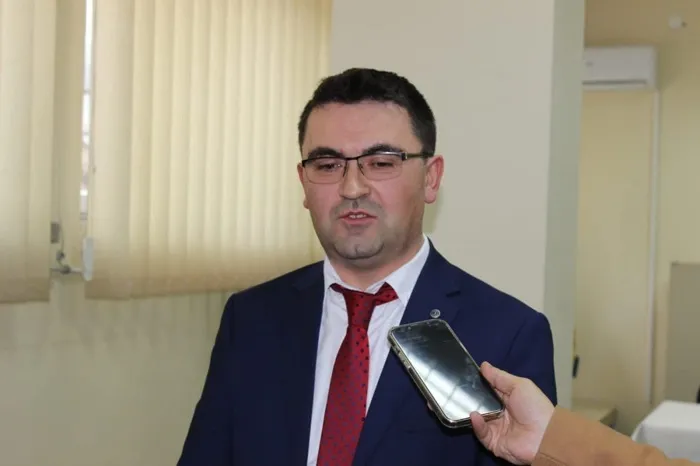 Bh. proizvođač artiljerije potpisao najveći ugovor u 30 godina Direktor kompanije BNT-TMiH Novi Travnik Besim Belegić