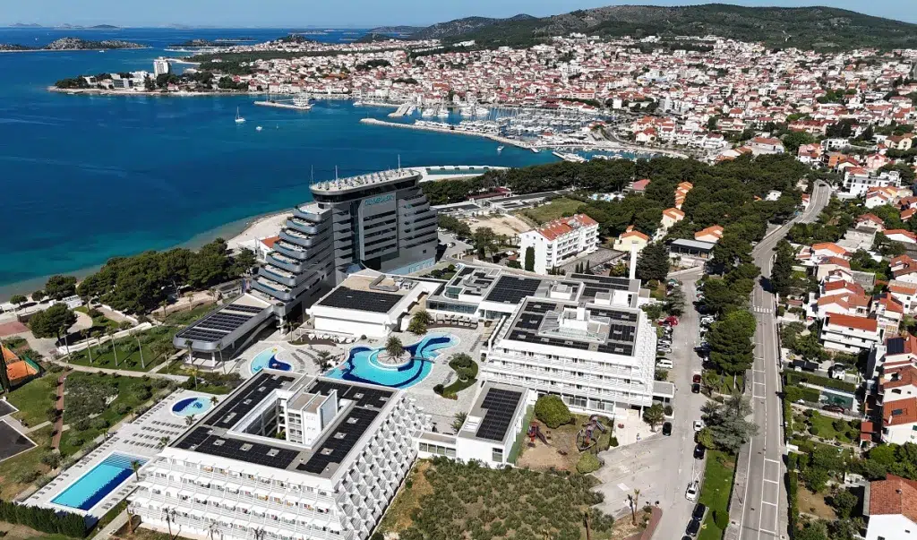Sarajevski biznismen izgradio luksuzni hotel u prestižnom hrvatskom ljetovalištu: Pun je gostiju